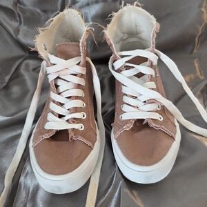 Womens Mauve Color Canvas Distressed High-Top Sneakers Sz 7